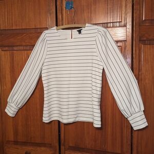 Striped White and Black Women's Top Minimalist